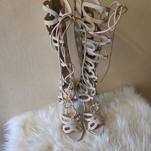 Shoedazzle  XIOMARA Elegant Beige Gladiator Sandals Size US 8 UK 6 EU38.5